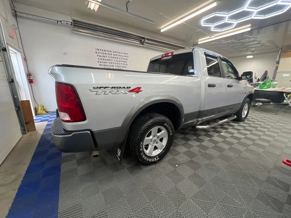 Dodge Ram 1500 2010 photo 4
