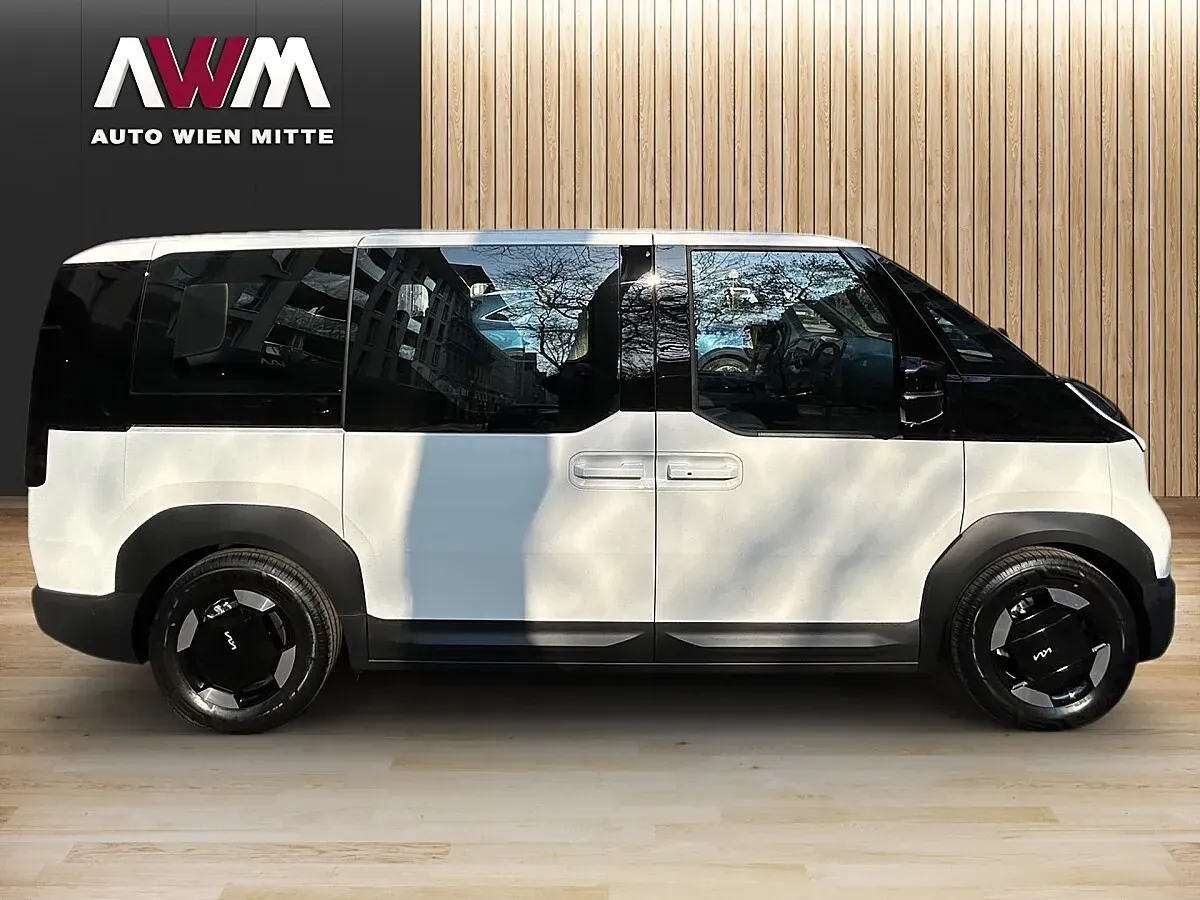 Kia Pv5 photo 3
