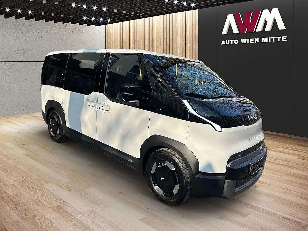 Kia Pv5 photo 2
