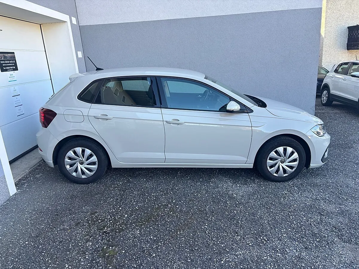Volkswagen Polo 2023 photo 2