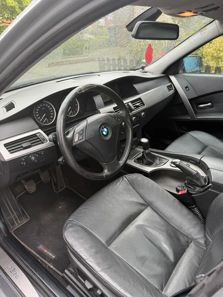 BMW 525I E60