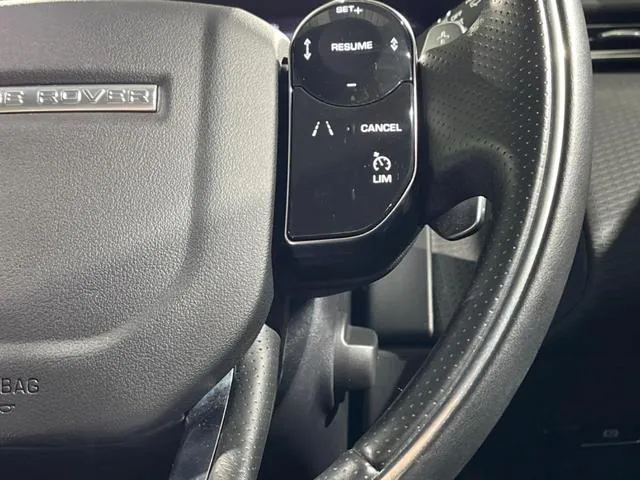Land Rover Range Rover Velar photo 5