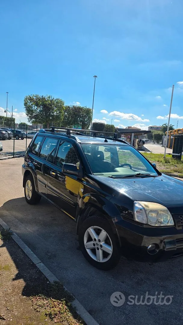 Nissan X-Trail 2005 photo 2