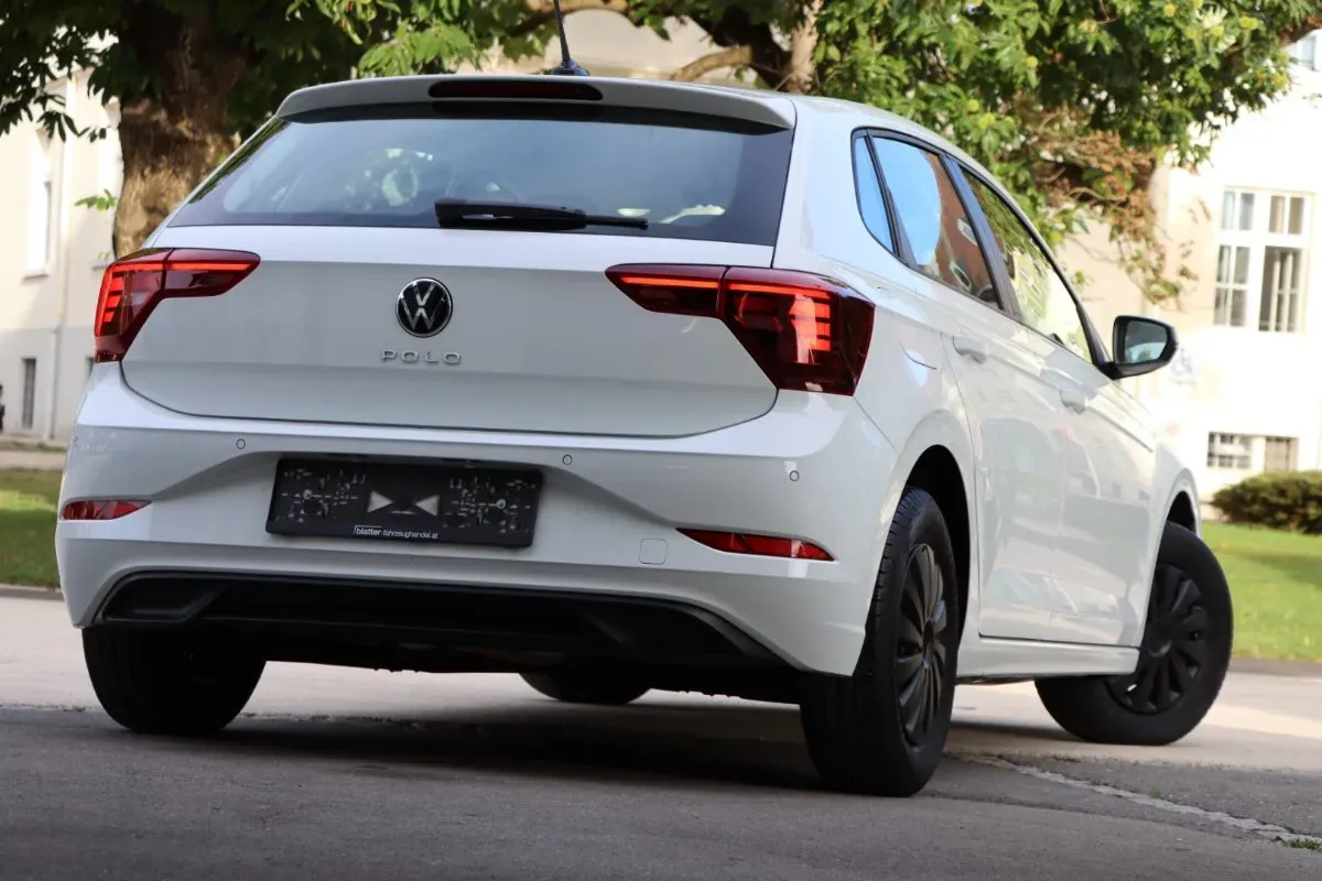 Volkswagen Polo 2023 photo 3
