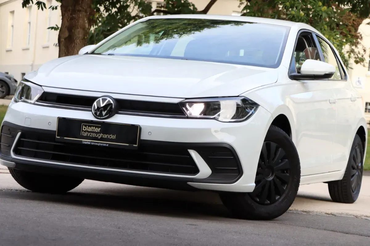Volkswagen Polo 2023 photo 2
