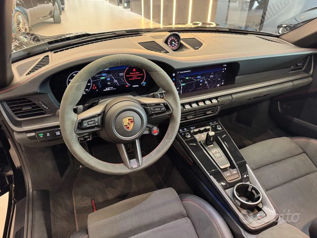 Porsche 911 2025 photo 5