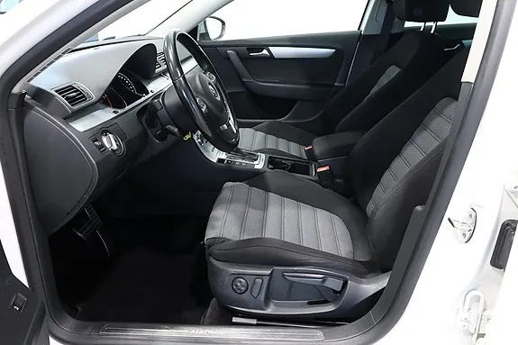 Volkswagen Passat 2013 photo 5