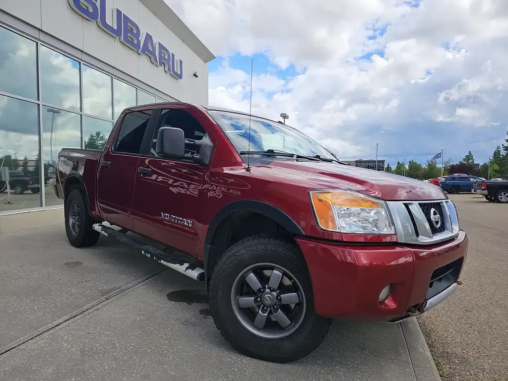 Nissan Titan 2014 photo 2