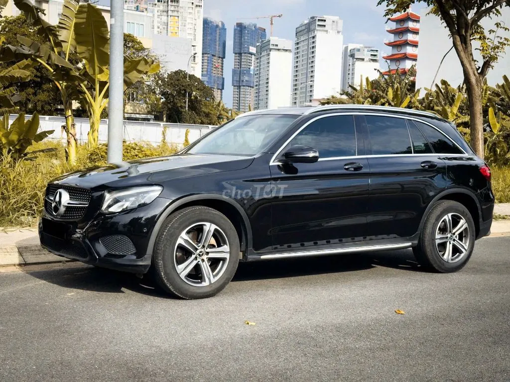 Mercedes-Benz Glc 2018 photo 2