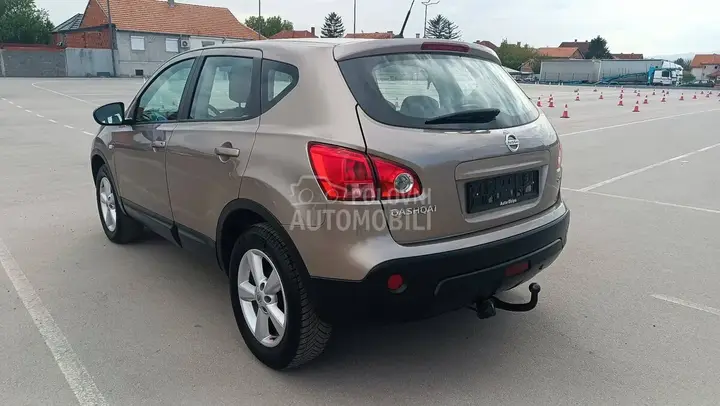 Nissan Qashqai 2009 photo 3