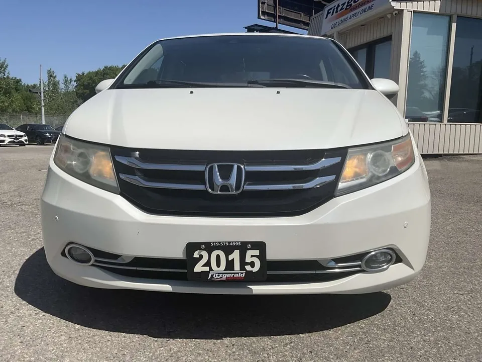 Honda Odyssey 2015 photo 2