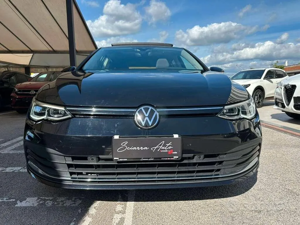 Volkswagen Golf 2023 photo 2