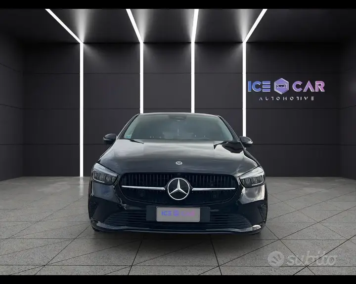 Mercedes-Benz B 180 D 2024 photo 2