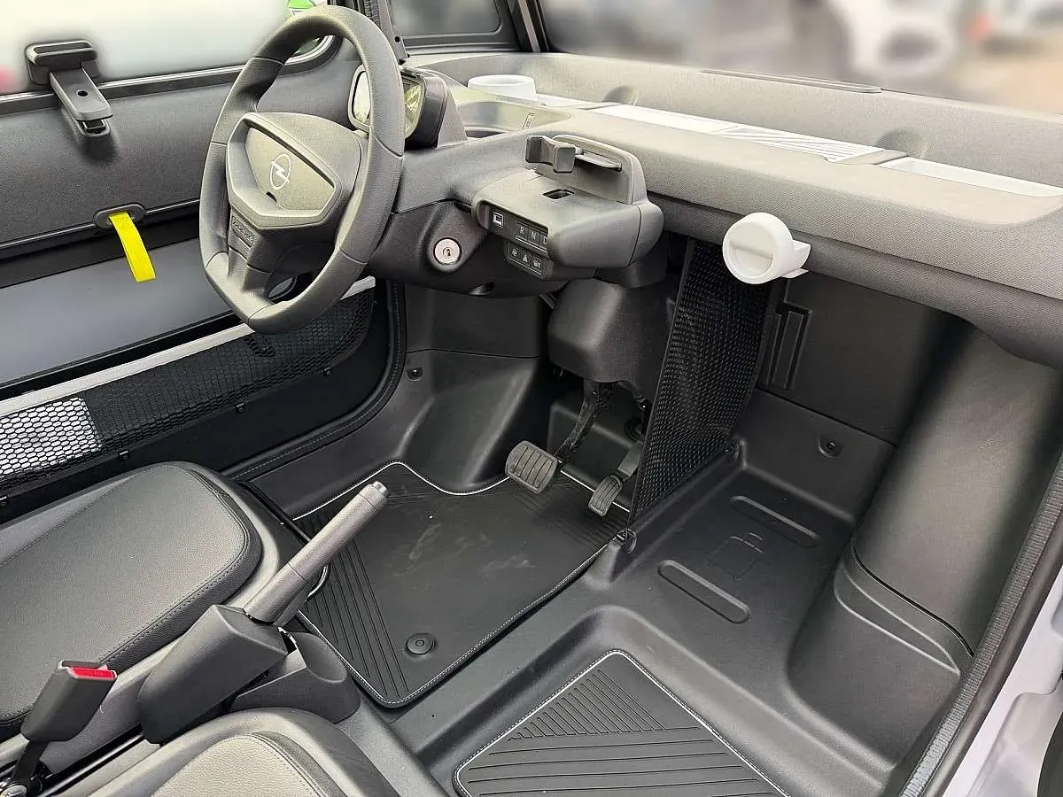 Opel Rocks 2025 photo 3