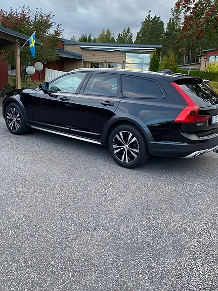 Volvo V90 Cross Country 2020 photo 2