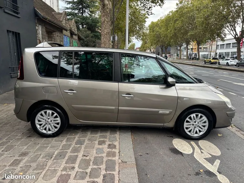 Renault Espace 2011 photo 4