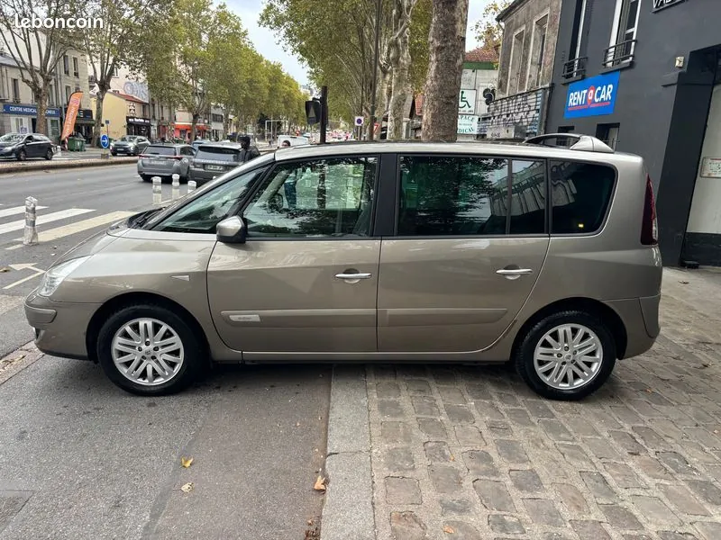 Renault Espace 2011 photo 3