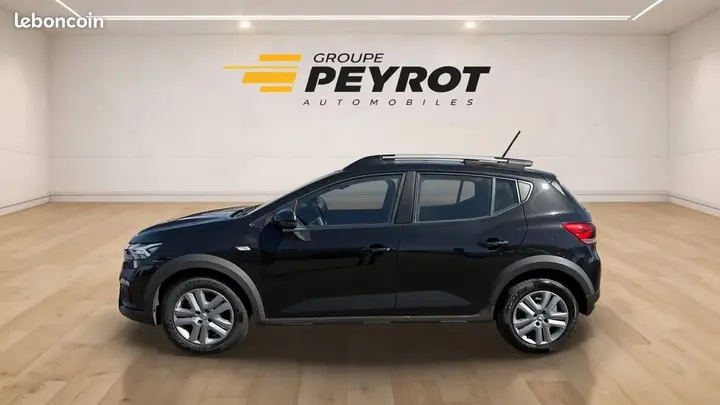 Dacia Sandero 2022 photo 2