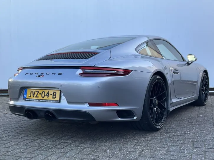 Porsche 911 2017 photo 2