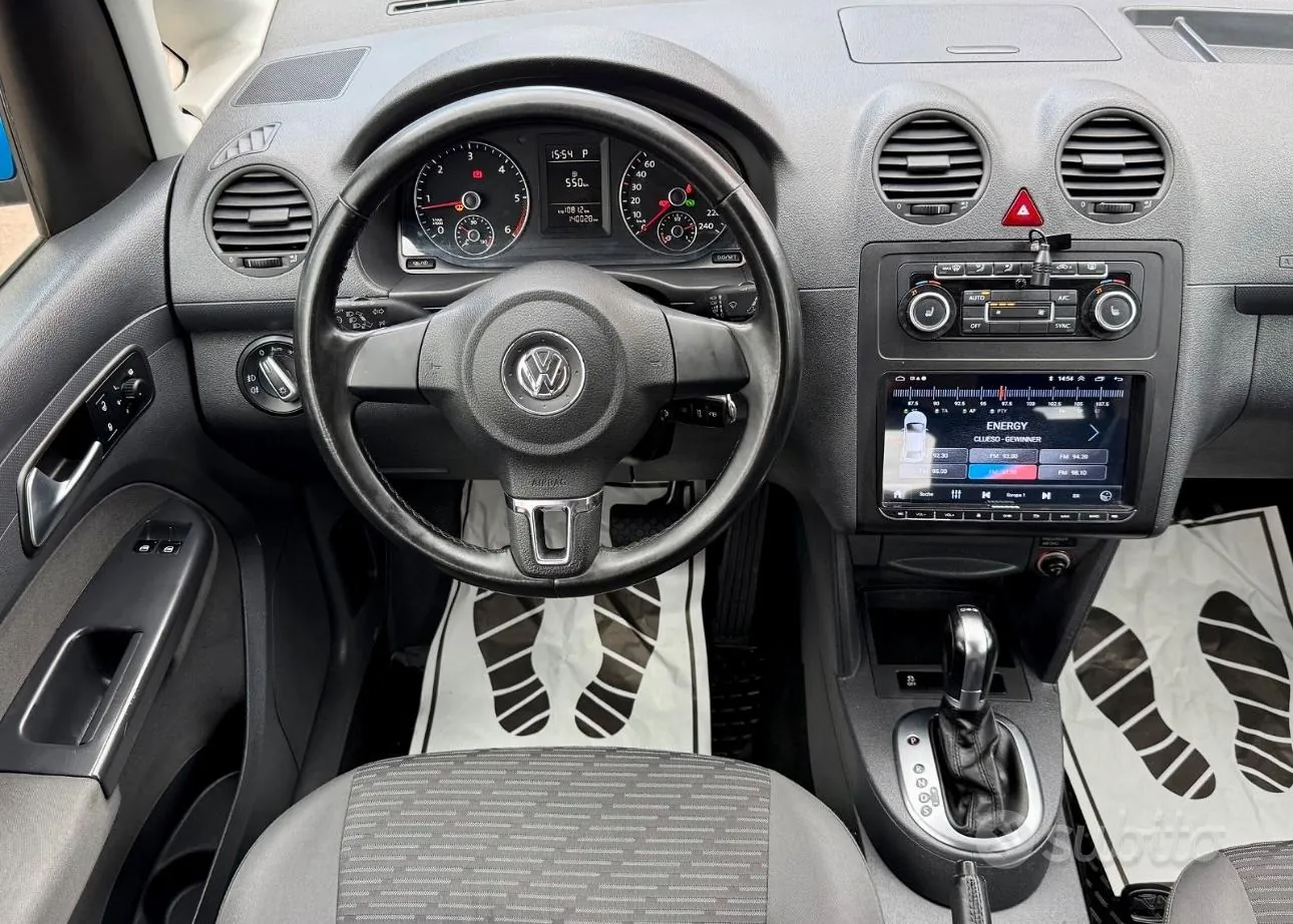 Volkswagen Caddy 2012 photo 4
