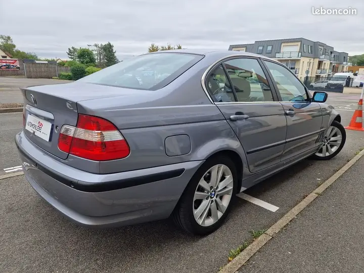 BMW Série 3 2003 photo 5