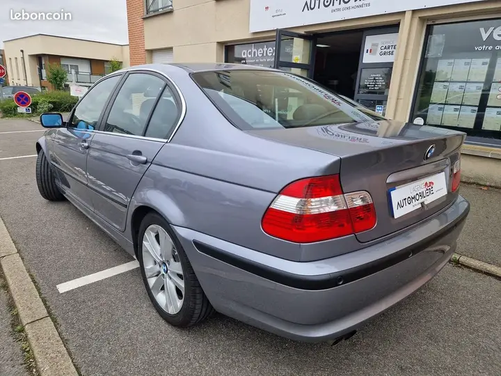 BMW Série 3 2003 photo 3