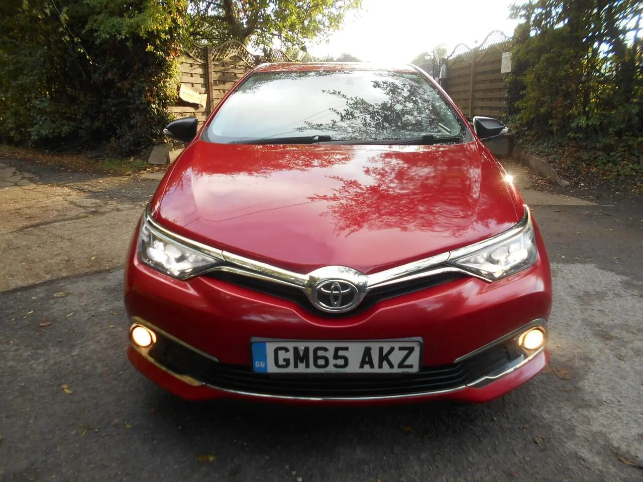 Toyota Auris 2015 photo 2