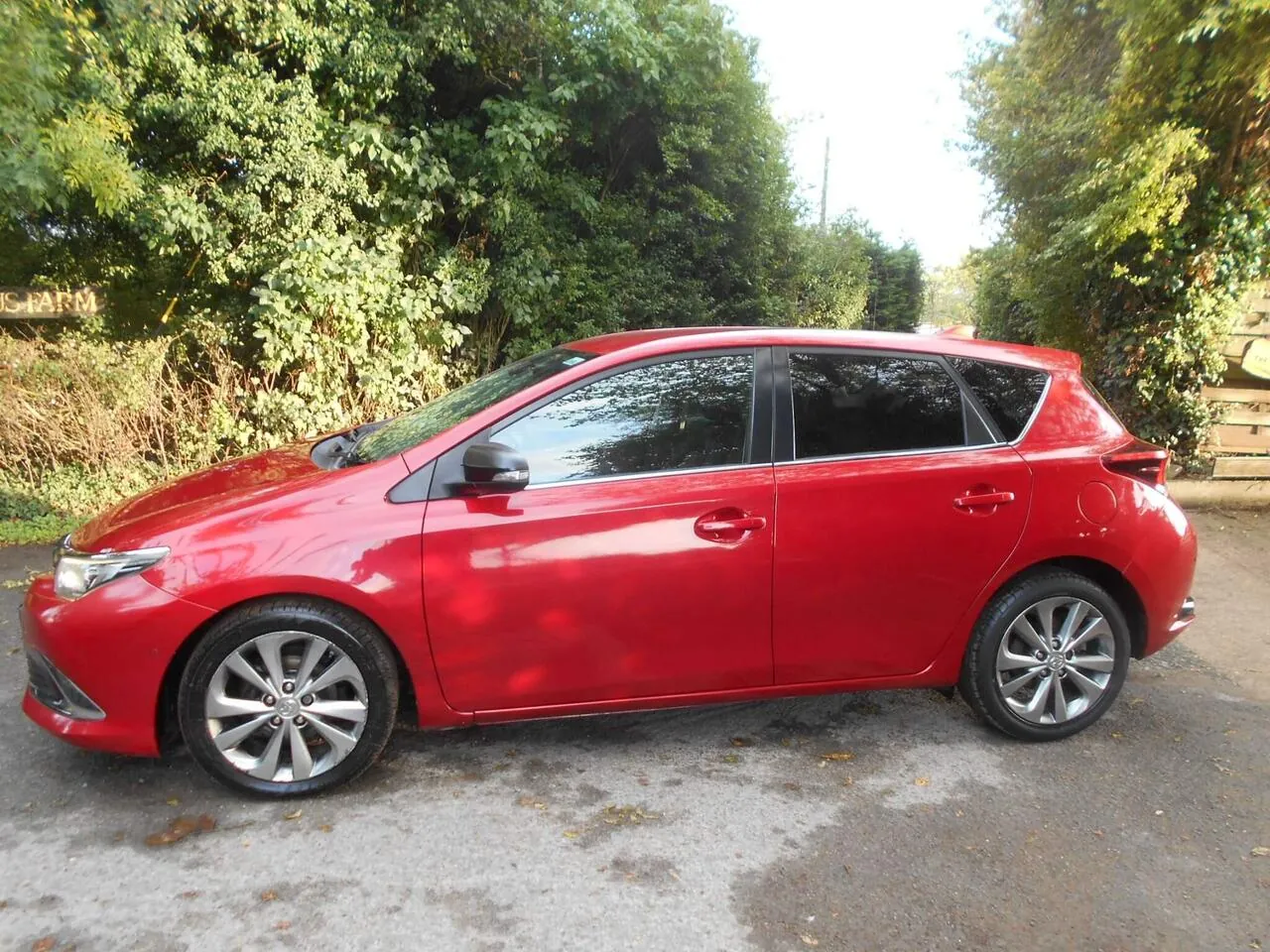 Toyota Auris 2015 photo 4