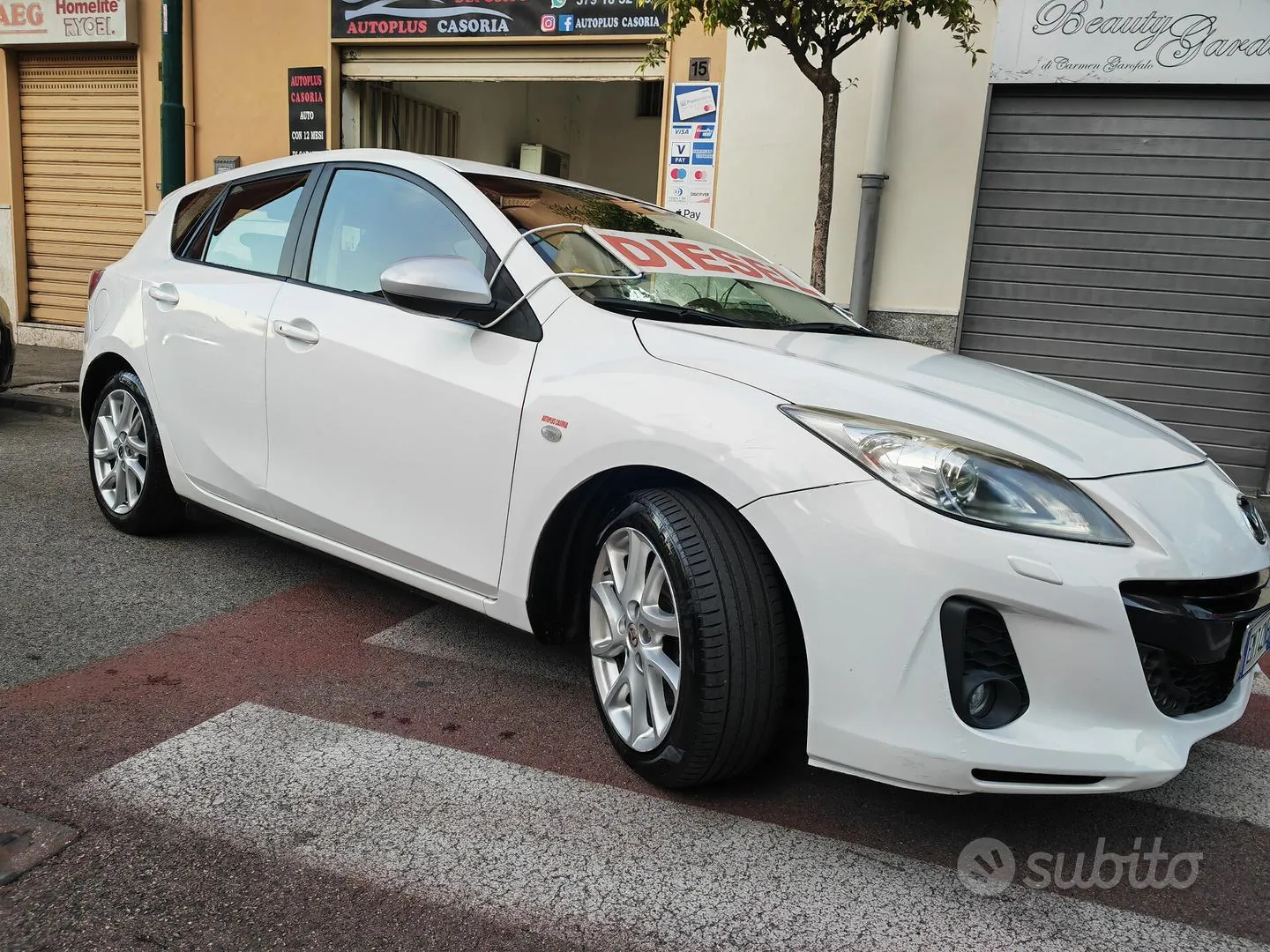 Mazda Mazda3 2012 photo 3