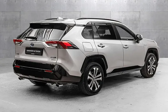 Toyota Rav4 2023 photo 4