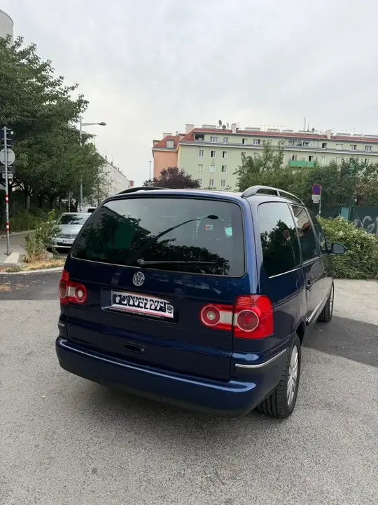 Volkswagen Sharan 2004 photo 3