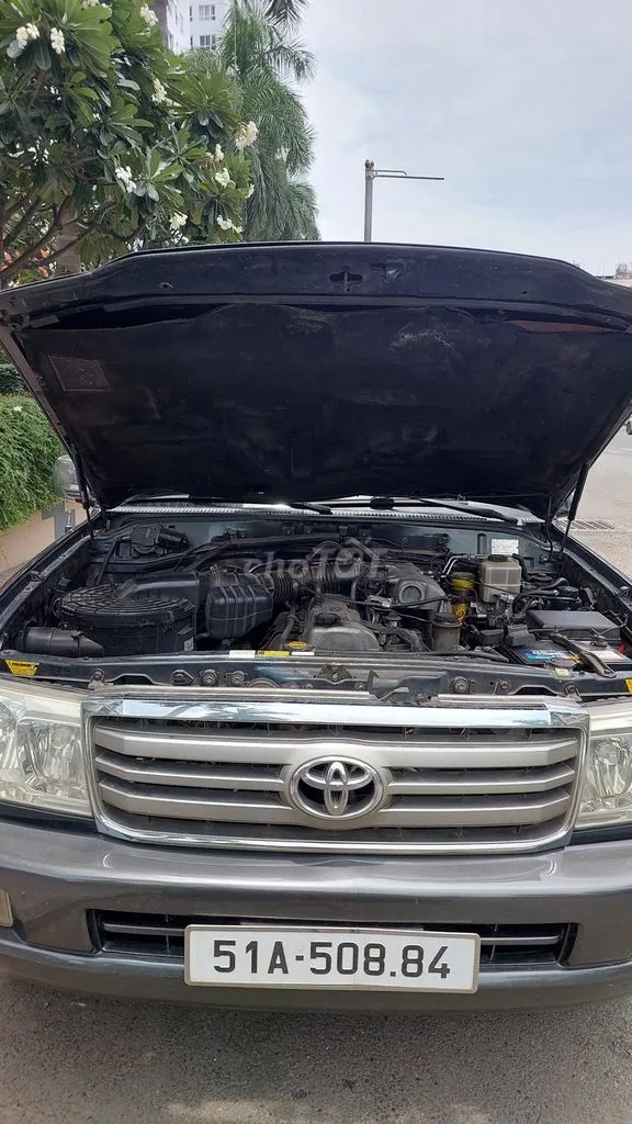 Toyota Land Cruiser 2005 photo 4