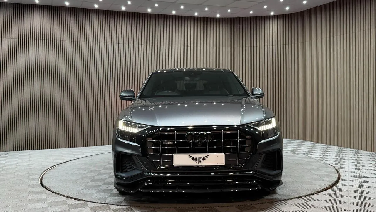 Audi Q8 2020 photo 5