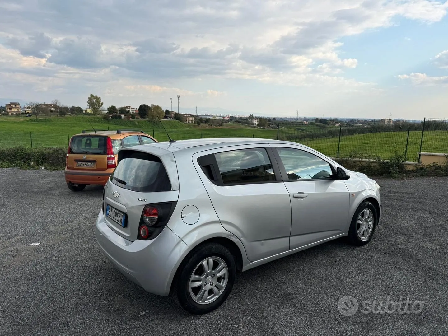 Chevrolet Aveo 2012 photo 2