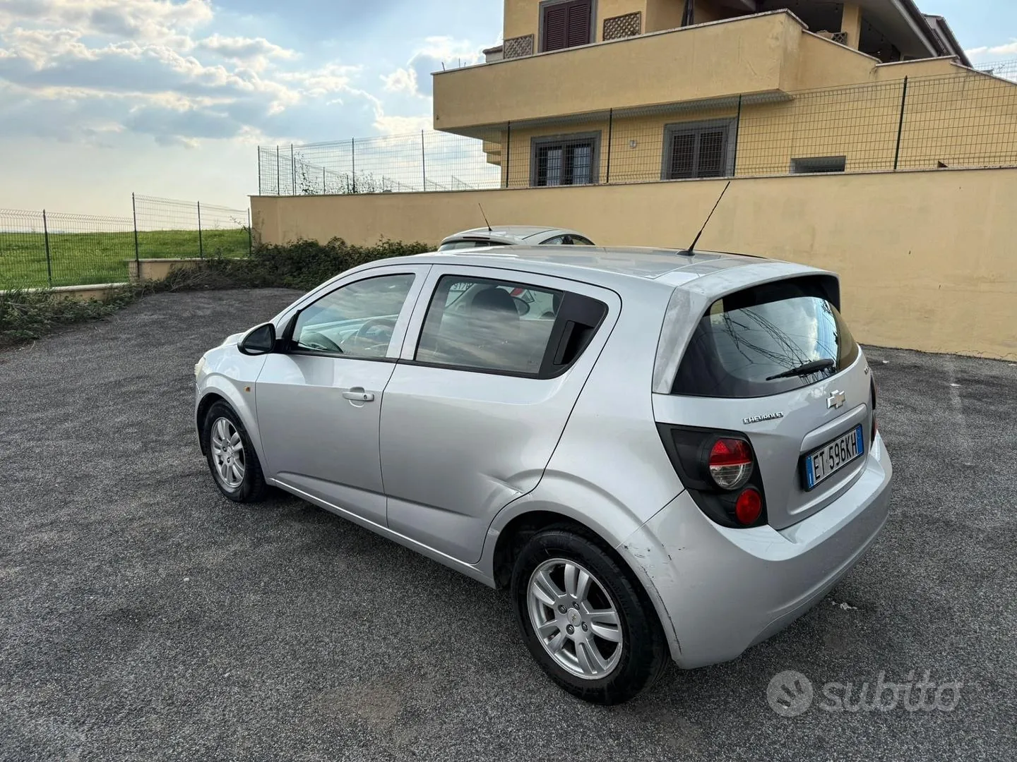 Chevrolet Aveo 2012 photo 3