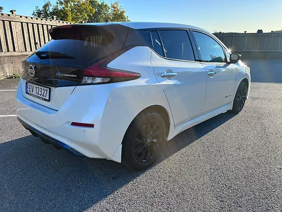 Nissan Leaf 2018 photo 5