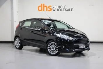 Ford Fiesta 2015 photo 2