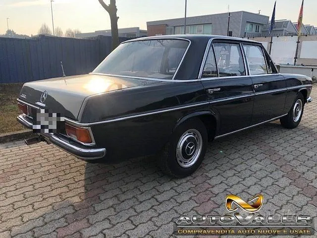 Mercedes-Benz 230 1969 photo 5