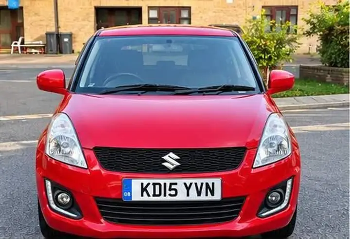 Suzuki Swift 2015 photo 2