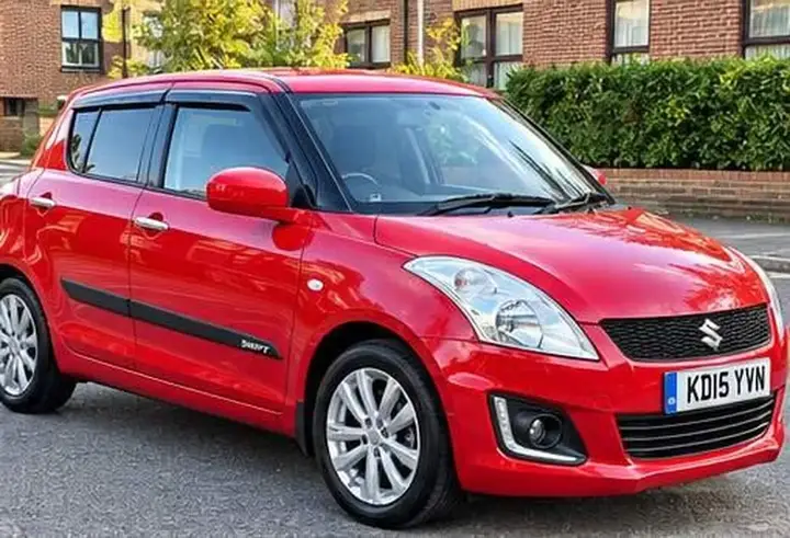 Suzuki Swift 2015 photo 3
