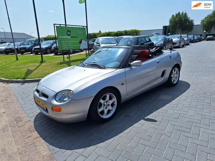 MG F