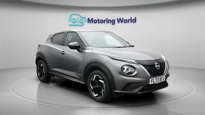 Nissan Juke 2023 photo 2