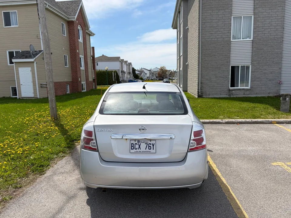 Nissan Sentra 2012 photo 4