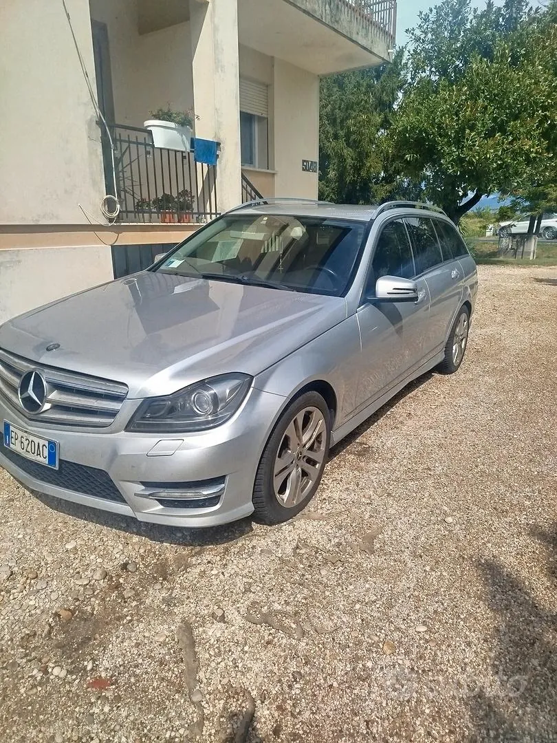 Mercedes-Benz C 2012 photo 3