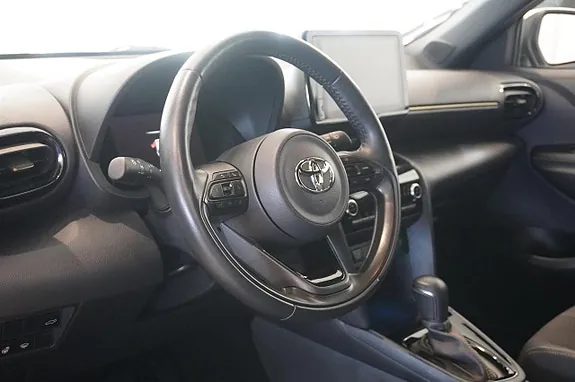 Toyota Yaris Cross 2023 photo 2