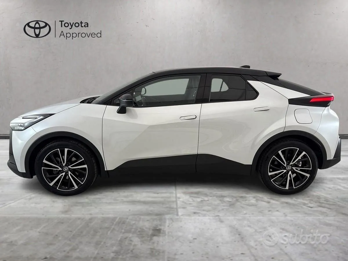 Toyota C-Hr 2025 photo 3