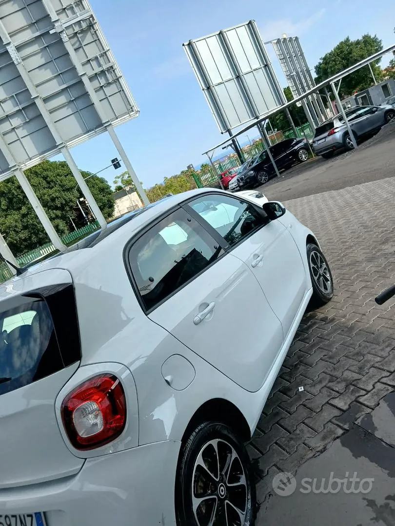 Smart Forfour 2017 photo 2