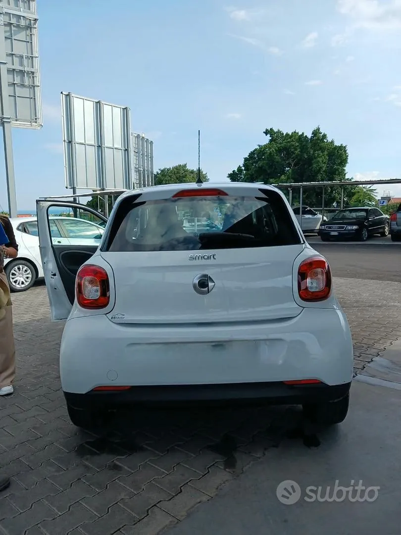 Smart Forfour 2017 photo 4