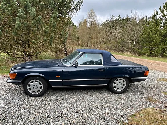 Mercedes-Benz 350 Sl 1977 photo 4