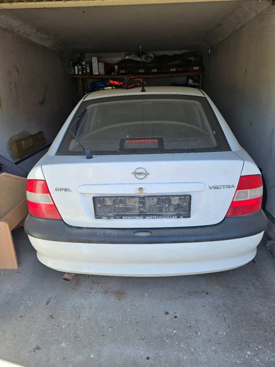 Opel Vectra 1999 photo 2